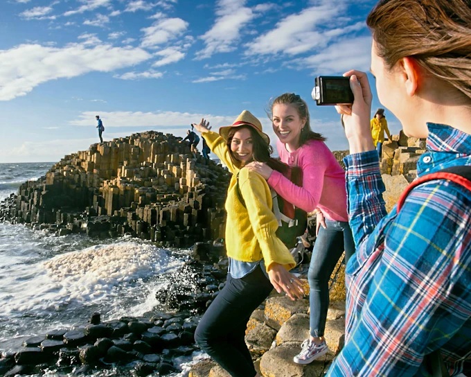 From Dublin: Giant's Causeway, Dark of Hedges & Belfast Full-Day Tour