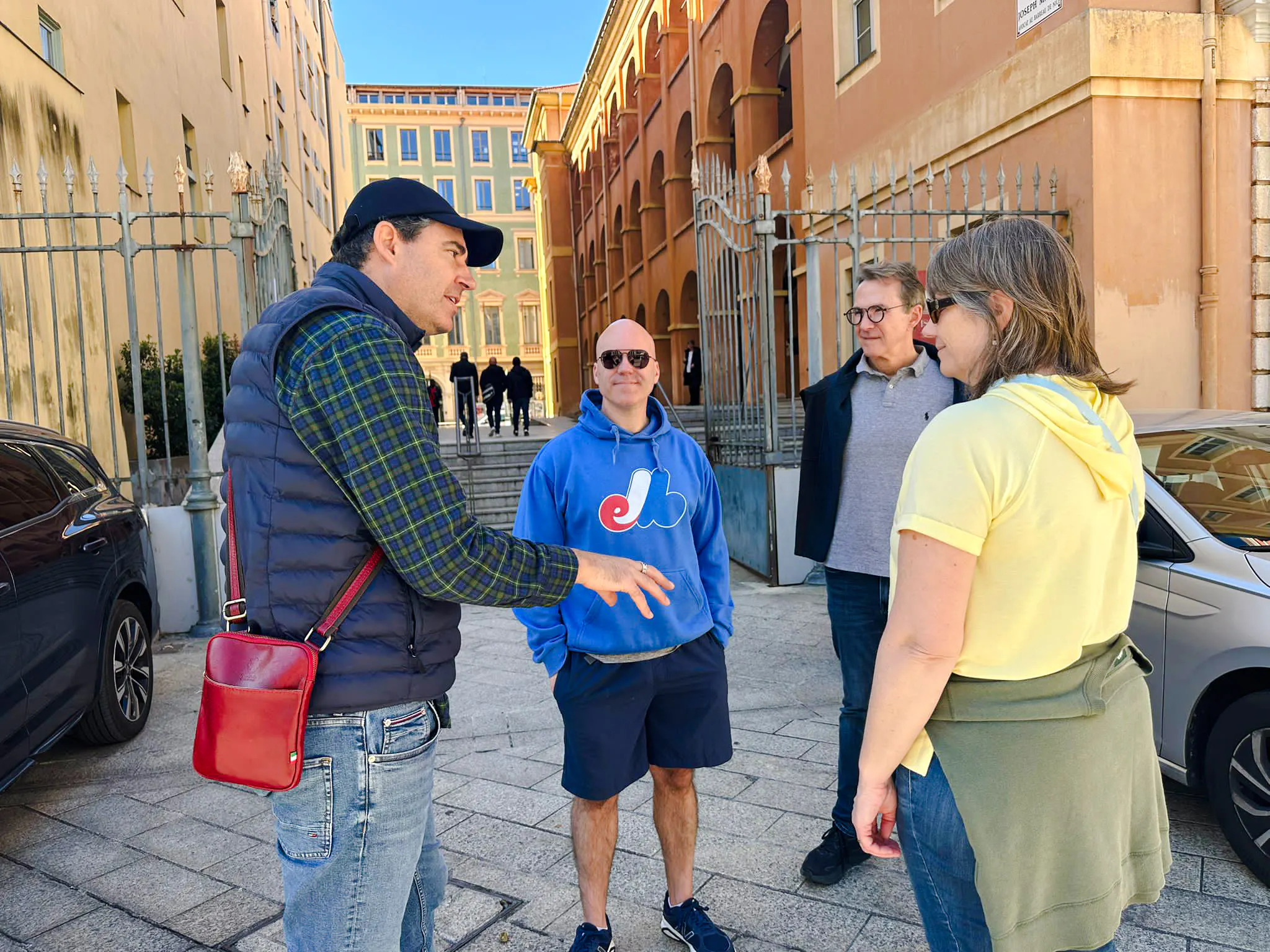 nice small-group treasure hunt walking tour with local riviera tastings-1