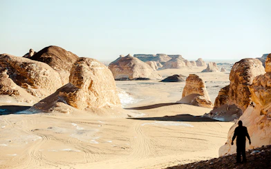 From Cairo: White Desert & Bahariya Oasis Camping Tour