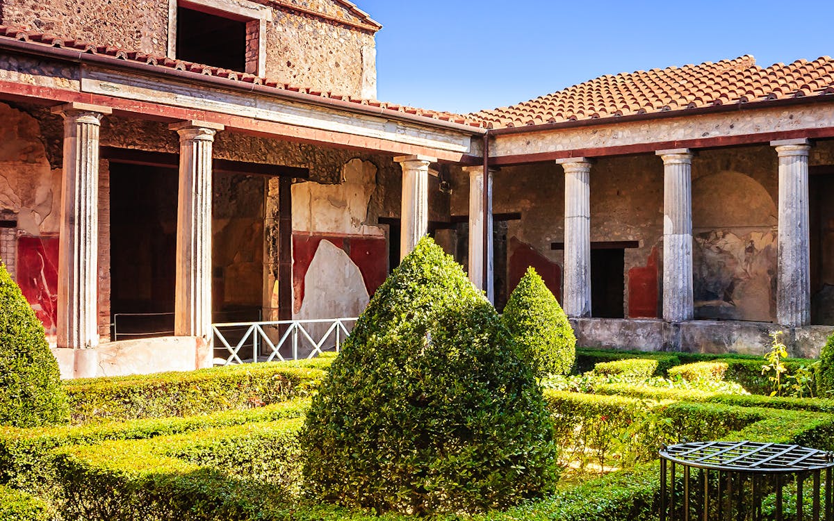 guided tour of pompeii & mt. vesuvius from naples-9 guided tour of pompeii & mt. vesuvius from naples-9