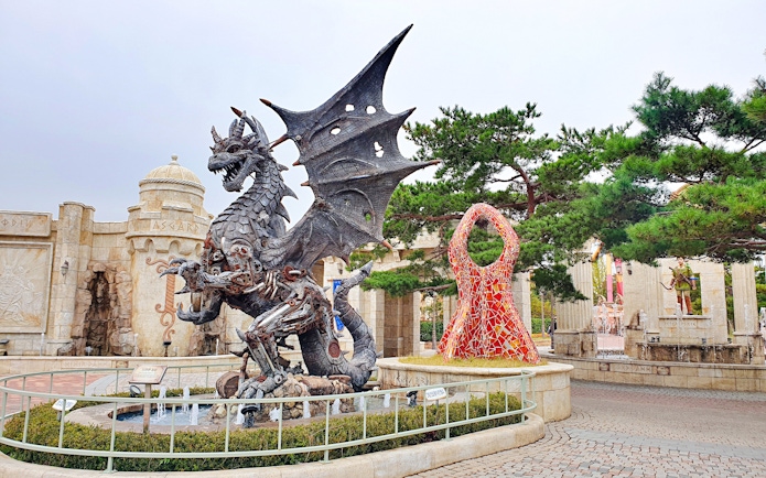 Dragon statue and colorful sculpture at Gyeongju World theme park, South Korea.