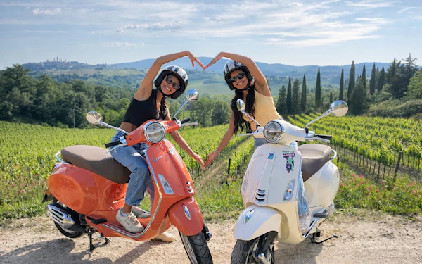Chianti Vespa Tour with Vernaccia Wine Tasting and Winery Visit at Sunset