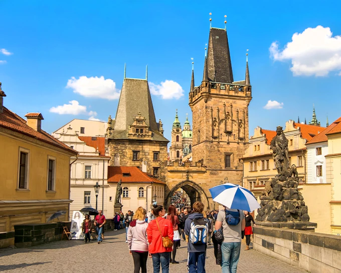 Prague Guided Walking Tour: Old Town with Astronomical Clock Tower Entry