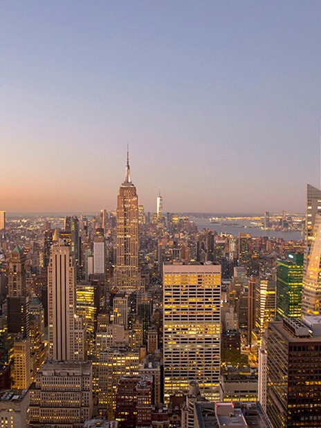 Evening skyline view of New York City from Top of the Rock, Rockefeller Center.
