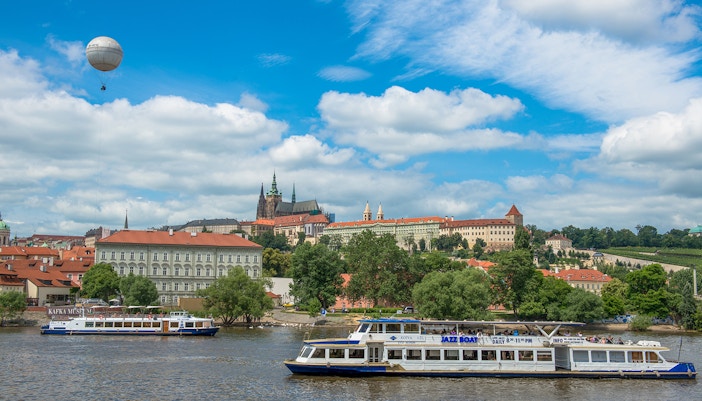 Sightseeing cruise combos