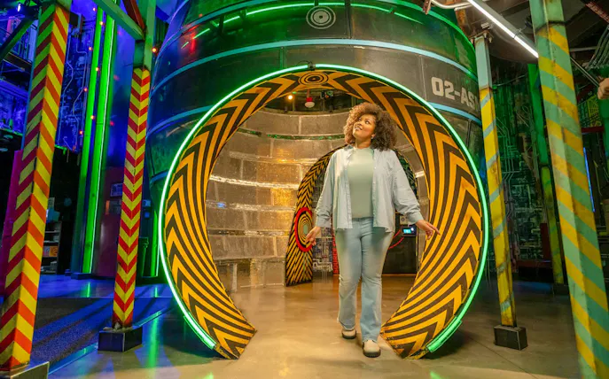 entrada de admisión para el omega mart de meow wolf-1