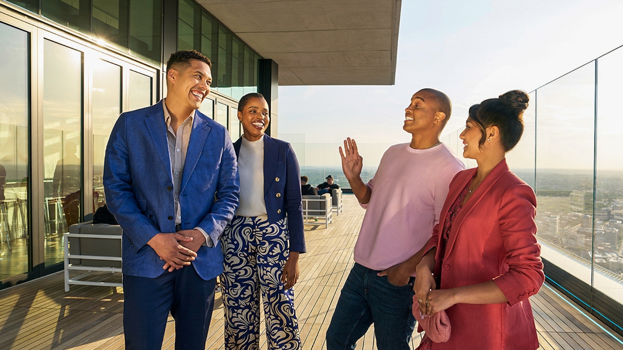 Visitors in Rooftop in Prudential Tower