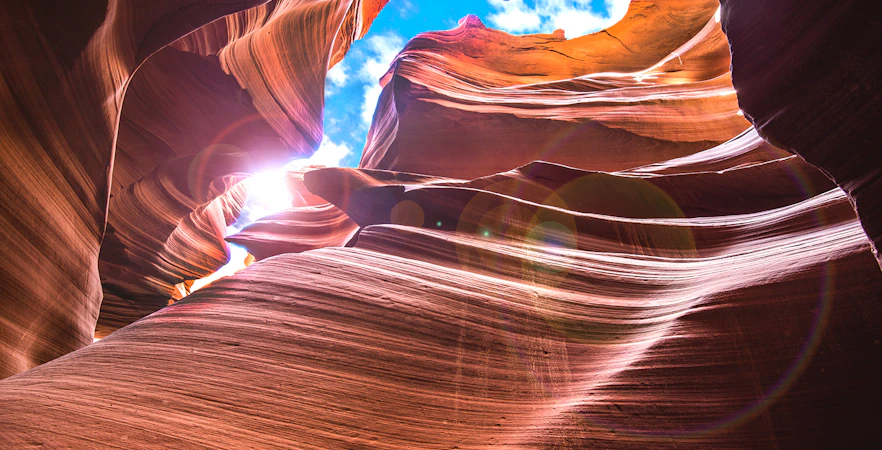 Which Antelope Canyon tour should you choose?