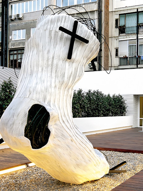 Sculpture on the terrace of Fundació Antoni Tàpies, Barcelona.