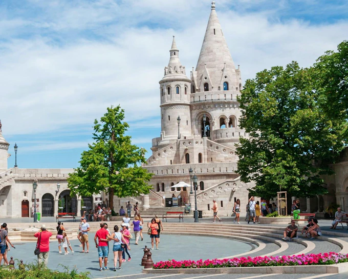 Budapest Fisherman's Bastion and St Stephen's Basilica Guided Tour (Product 52363)