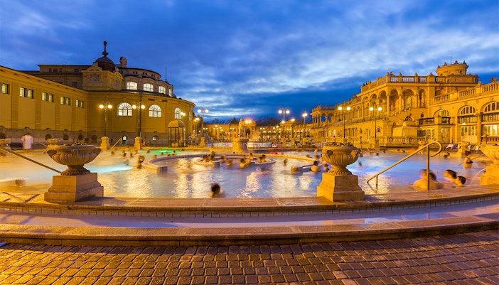 budapest bath parties in winter