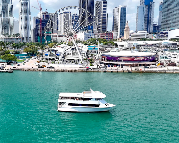 Biscayne Bay & Celebrity Homes Sightseeing Cruise