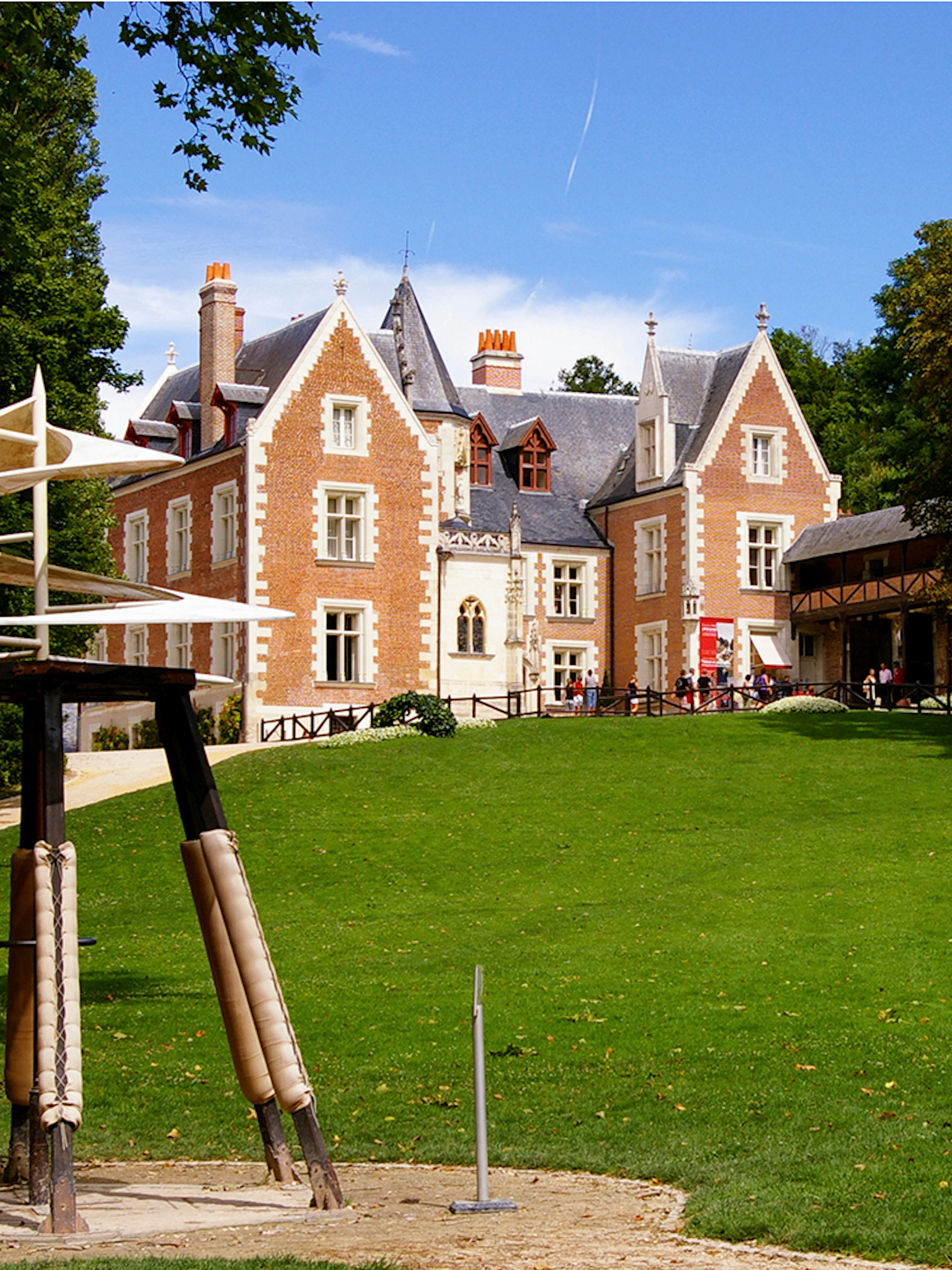 Clos Lucé Castle with Leonardo da Vinci's helicopter model on the lawn.