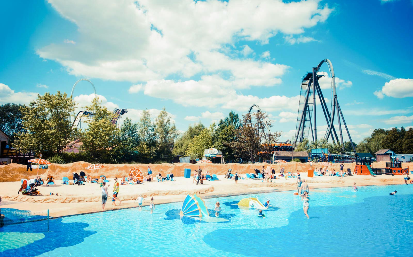 Colossus - Thorpe Park (Chertsey, Surrey, England, United Kingdom)