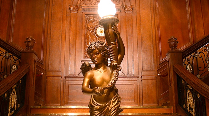 Grand staircase replica at Titanic: The Artifact Exhibition, Orlando.