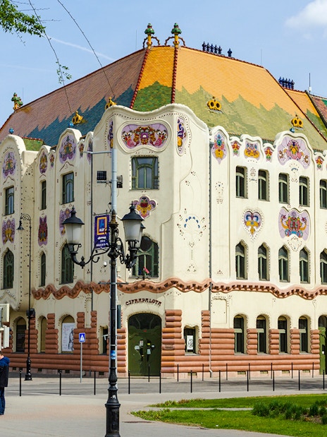 Cifra Palace in Kecskemét, Hungary, featuring ornate Art Nouveau architecture.