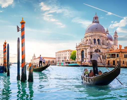 Venice canal tours