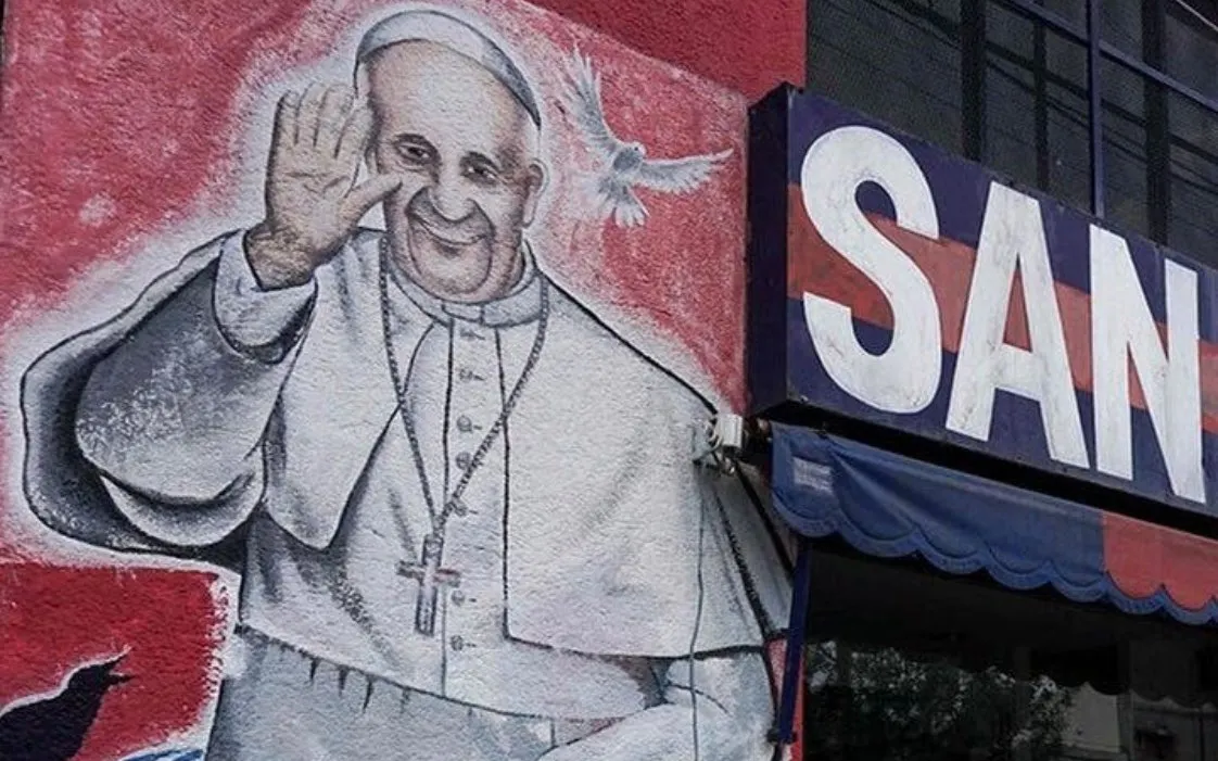 Mural of Pope Francis with a dove in Buenos Aires on a private tour.