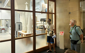 sagrada familia skip-the-line private guided tour-4