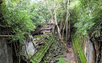 banteay srei tour with beng mealea, kulen mountain waterfall with picnic lunch-4