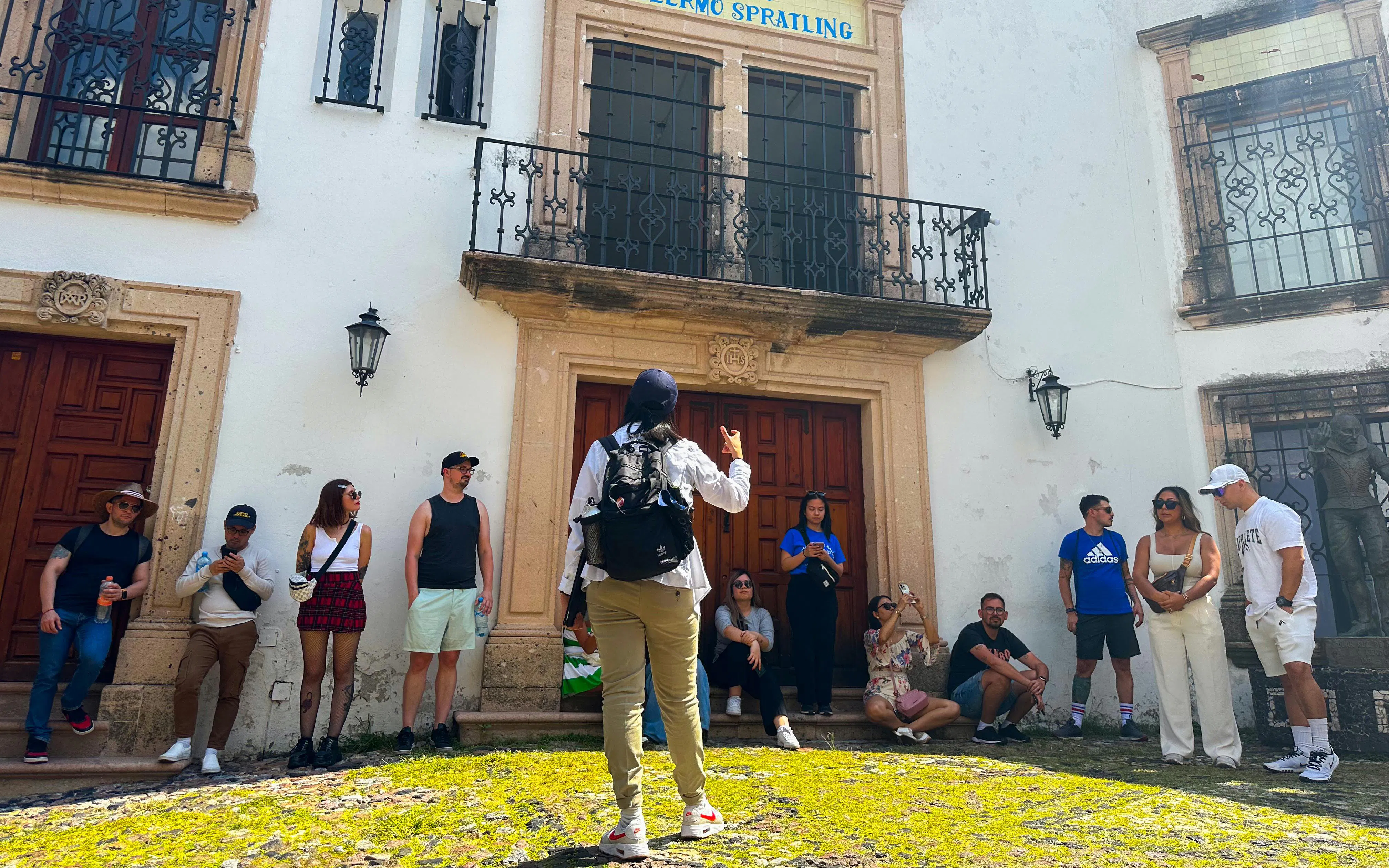 Tour group outside Casa Borda in Taxco during Mexico City: Cuernavaca & Taxco Day Tour.