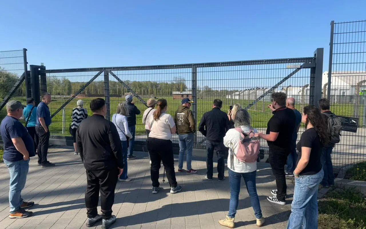 Auschwitz, Birkenau and Monowitz Outdoor Perimeter Guided Tour from Krakow Image 7