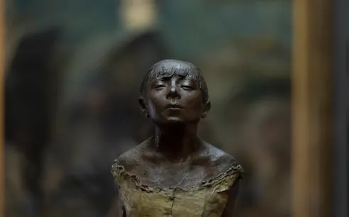 visita guiada premium al museo de orsay, máximo 6 participantes, con entrada incluida, en italiano-1