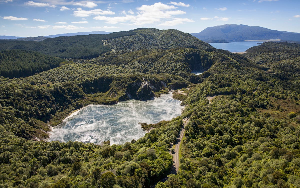 guided tour of mount tarawera by helicopter with volcanic summit walk-13 guided tour of mount tarawera by helicopter with volcanic summit walk-13