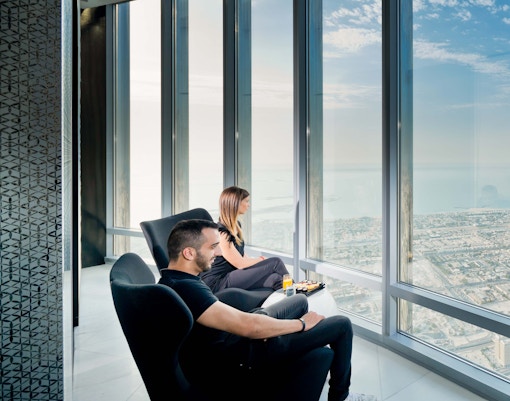 burj khalifa at the top sky