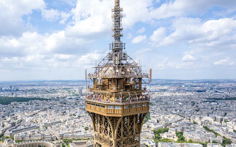 Eiffel Tower Dedicated Reserved Summit Access by Elevator — gallery 2