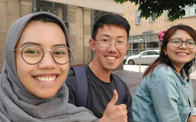 Self-guided city exploration game participants in Glasgow.