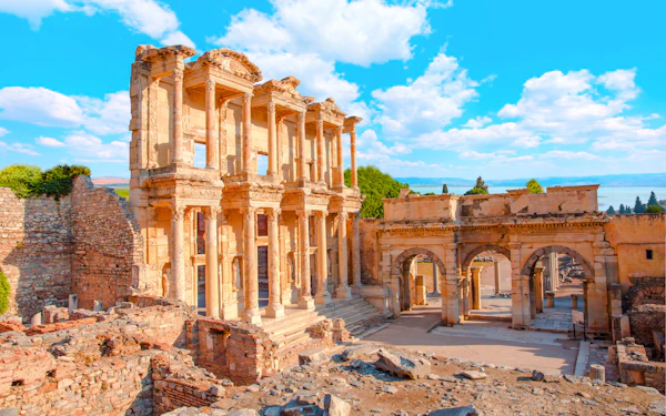 From Izmir: Ephesus Guided Tour with Round-Trip Transfers