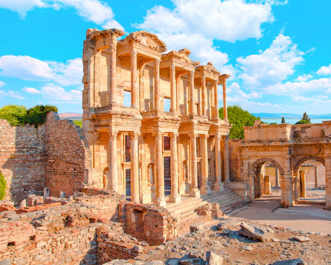 From Izmir: Ephesus Guided Tour with Round-Trip Transfers