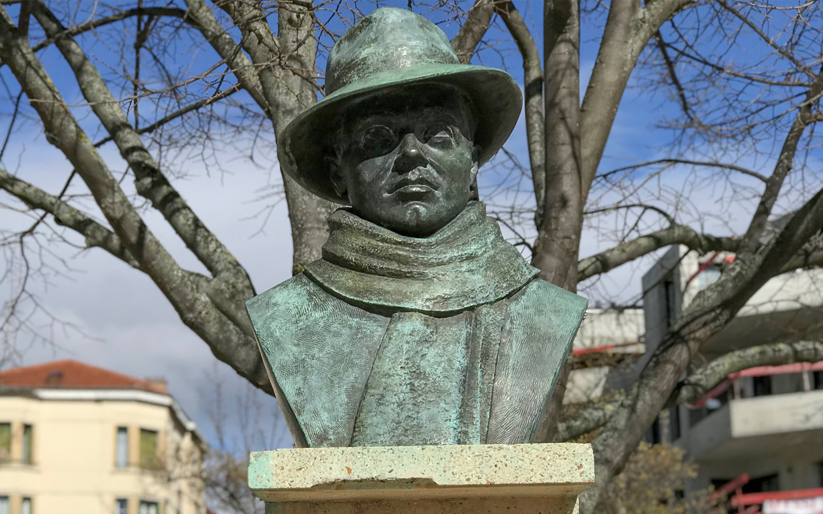 Statue of Jean Moulin