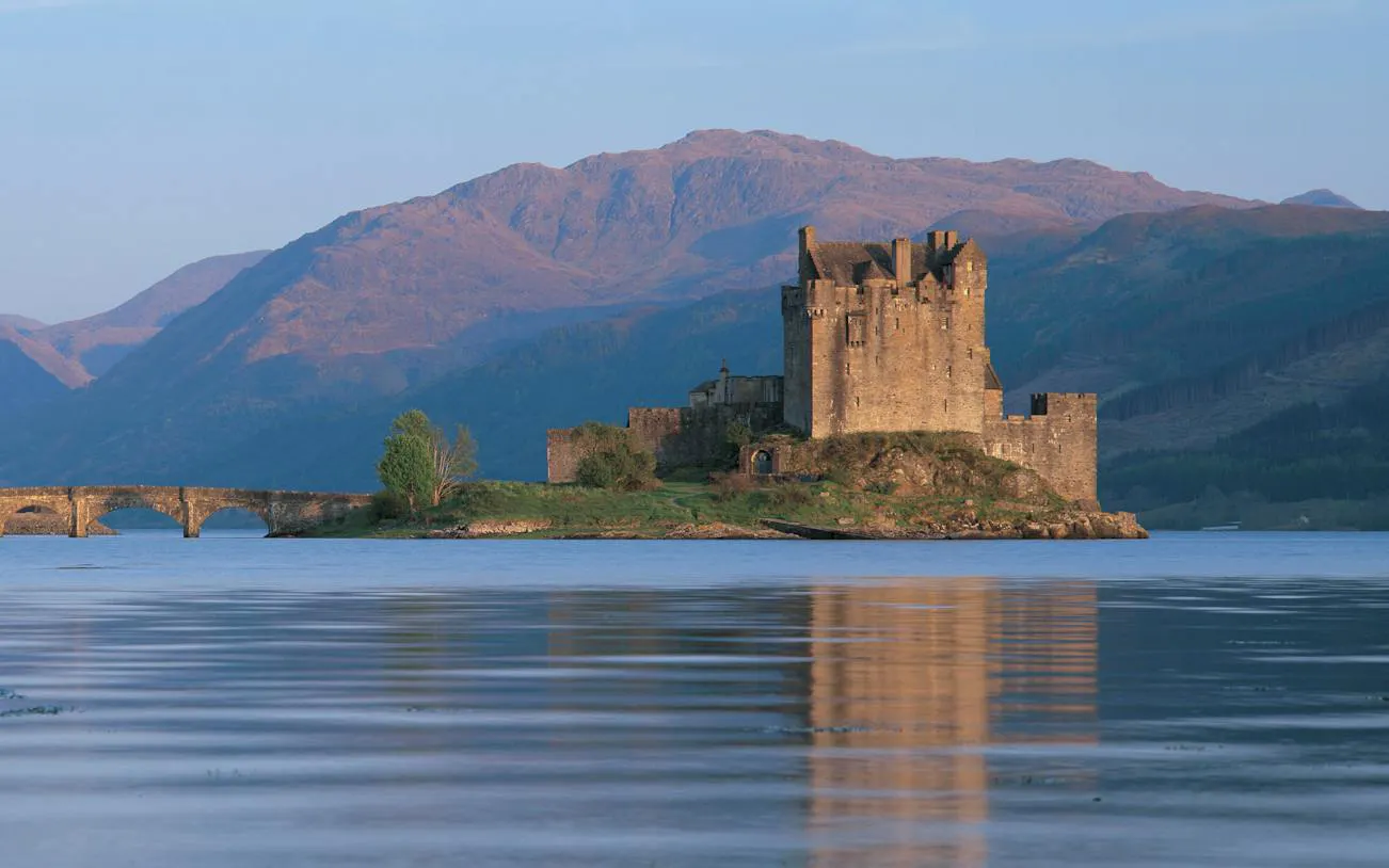 Isle of Skye, Fairy Pools, Loch Ness & Eilean Donan Castle Guided Tour from Inverness