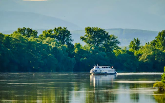 von budapest aus: flussfahrt nach szentendre-2