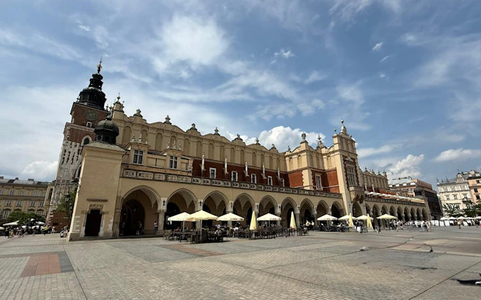 Krakow Underground Market Museum Private Guided Tour with Skip-the-Line Entry