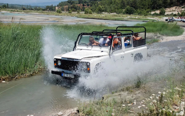 Alanya Day Trip by Jeep with Cable Car Ride