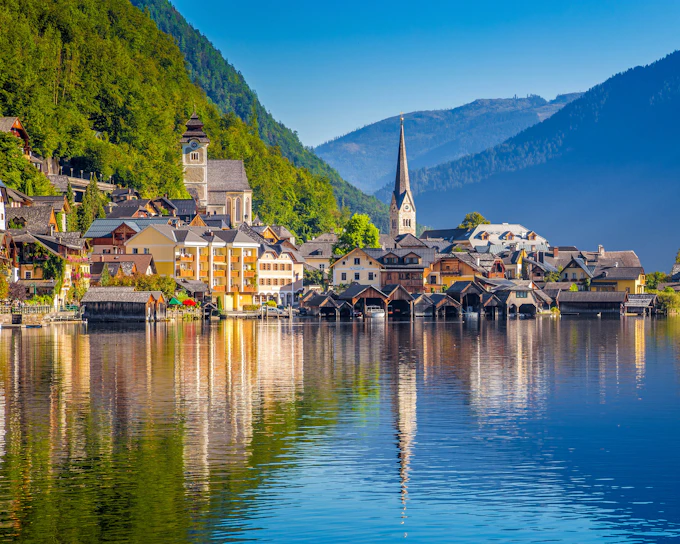 From Vienna: Hallstatt & Salzburg Day Trip