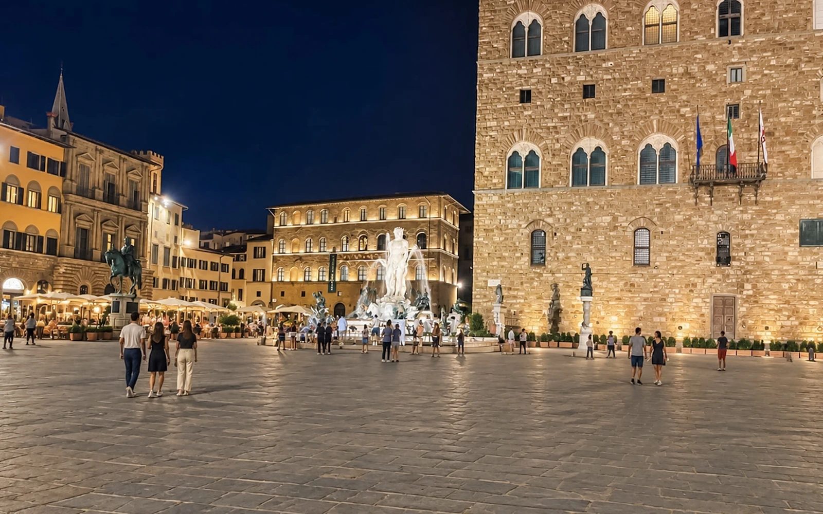 Florence Sunset Small-Group Walking Tour: Duomo Exterior, Medici Secrets and Ponte Vecchio