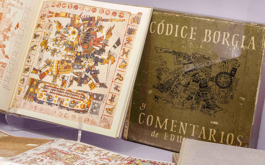 Códice Borgia artefact on display at the Chocolate Museum in Paris.