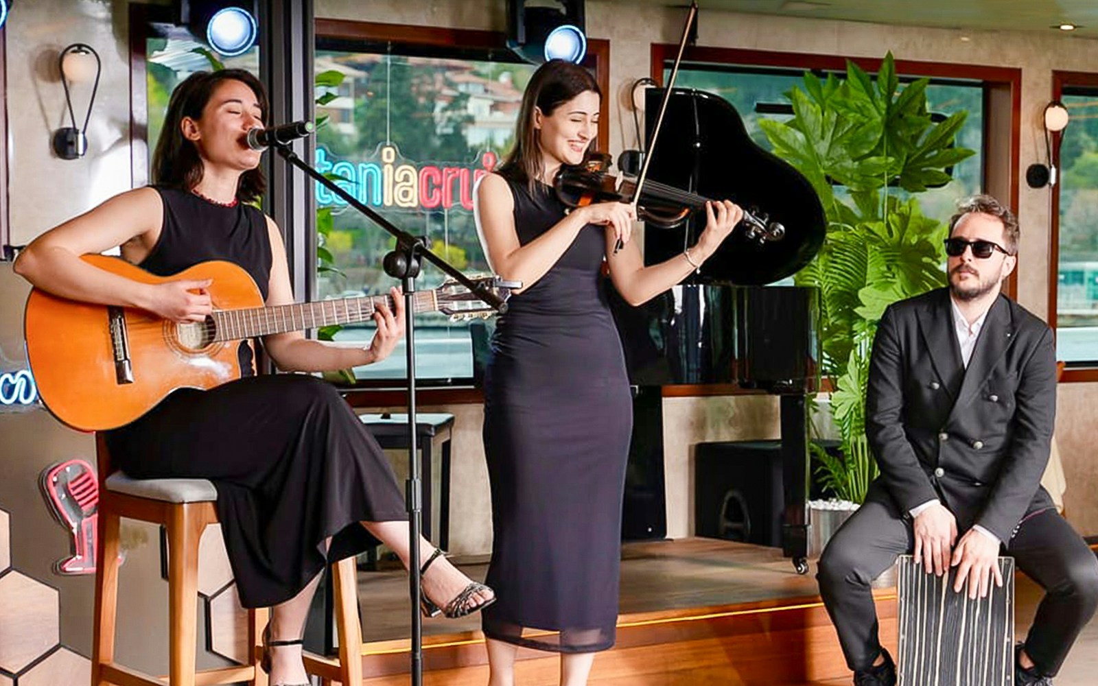 Live music performance on Bosphorus Brunch Cruise, Istanbul.