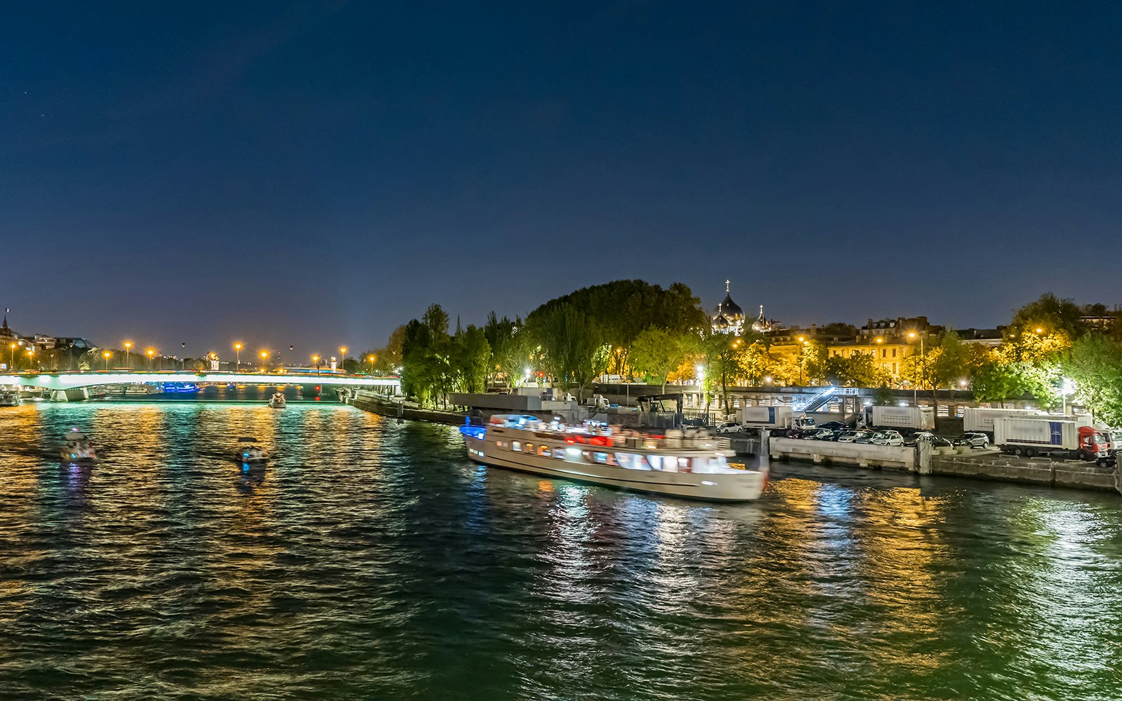 Seine River Cruises at night