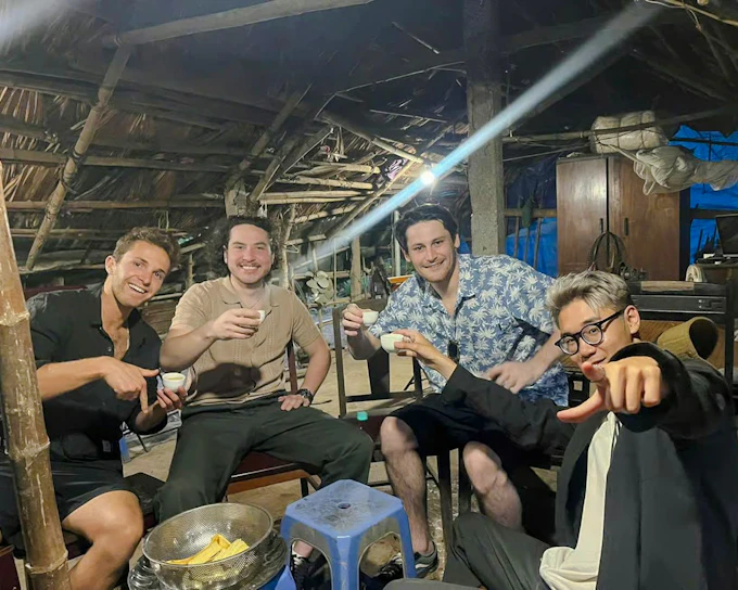 Hanoi Street Food Motorbike Tour with Female Riders