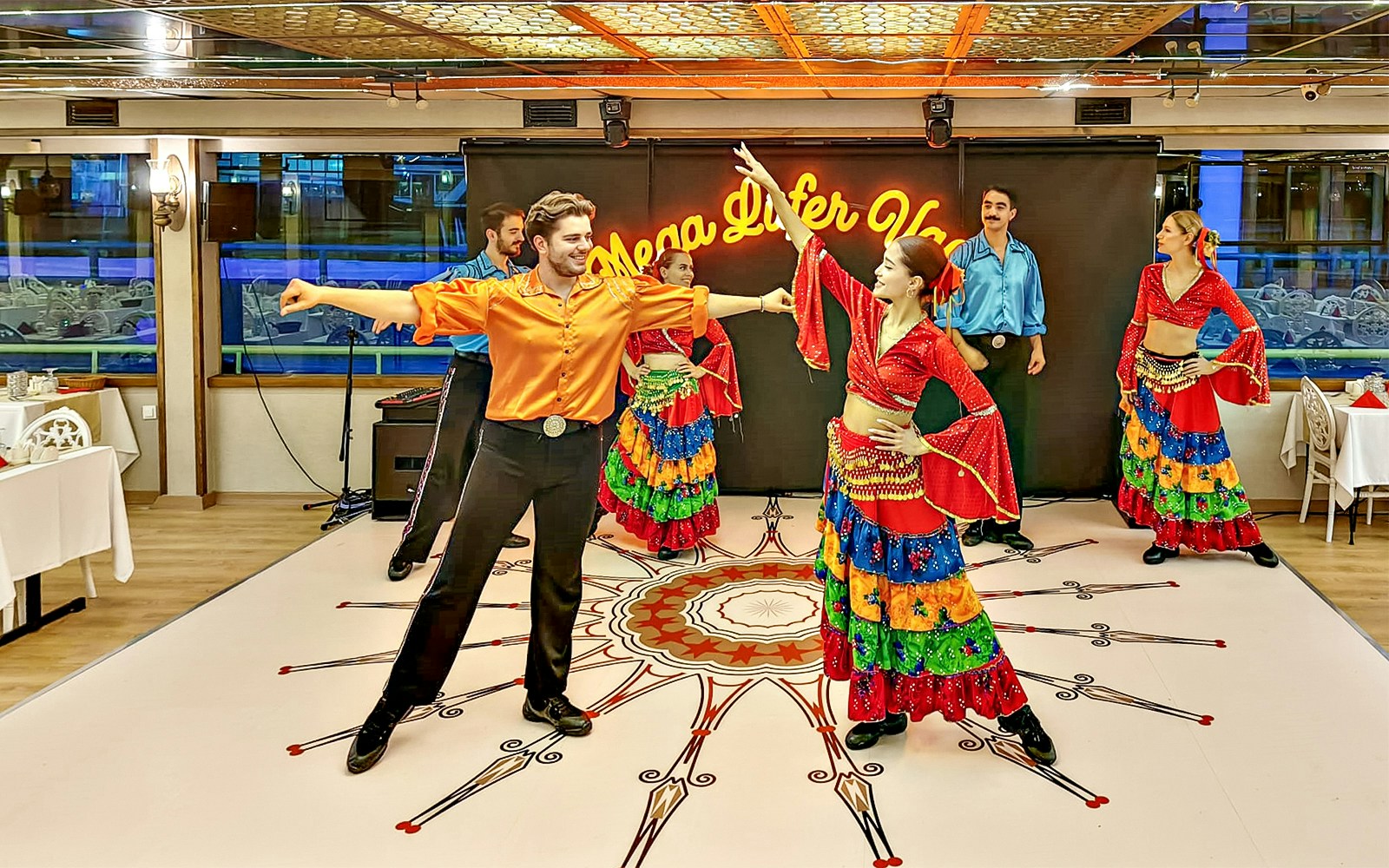 Flamenco performance during the dinner cruise