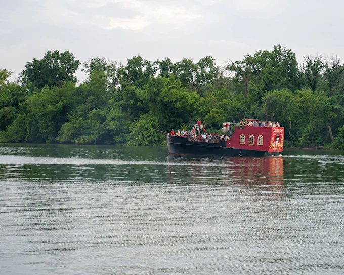 Boomerang Pirate Ship 21+ Party Cruise with Top Shelf Open Bar and DC Monuments Views