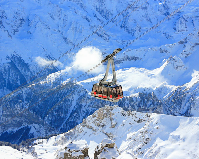 Round-Trip Cable Car Tickets to Schilthorn from Mürren or Stechelberg