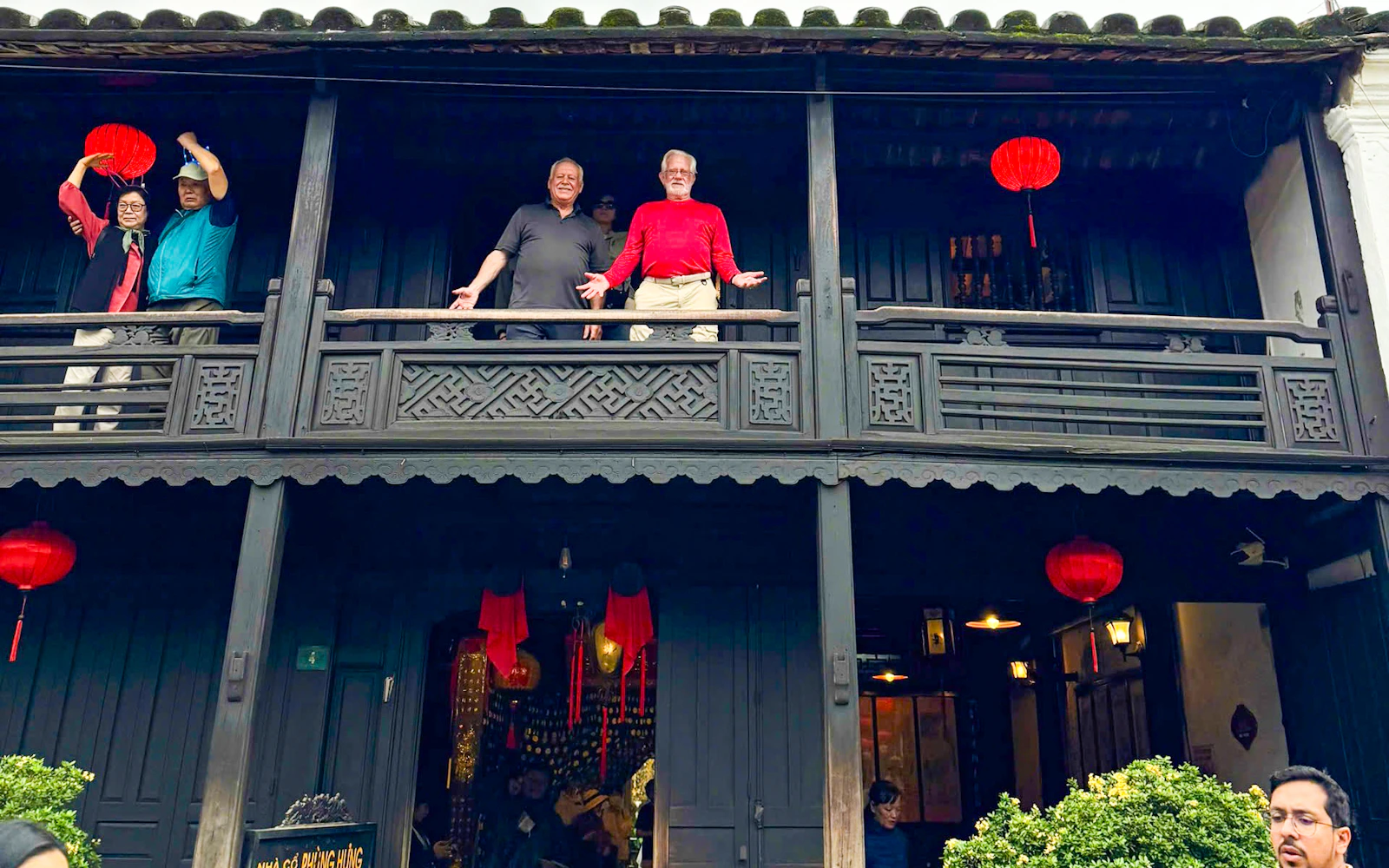 Hoi An Ancient Town Small-Group Walking Tour Image 3