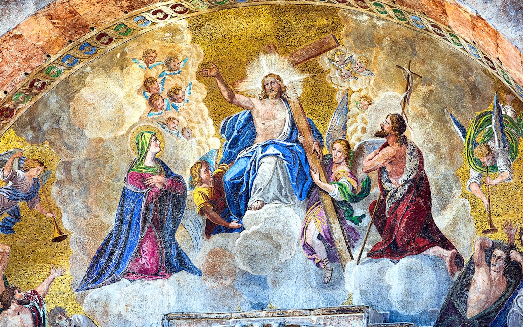 Mosaic of religious figures in St. Mark’s Basilica, Venice, part of the Skip-the-Line tour.