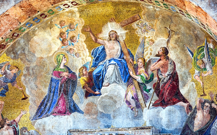 Mosaic of religious figures in St. Mark’s Basilica, Venice, part of the Skip-the-Line tour.